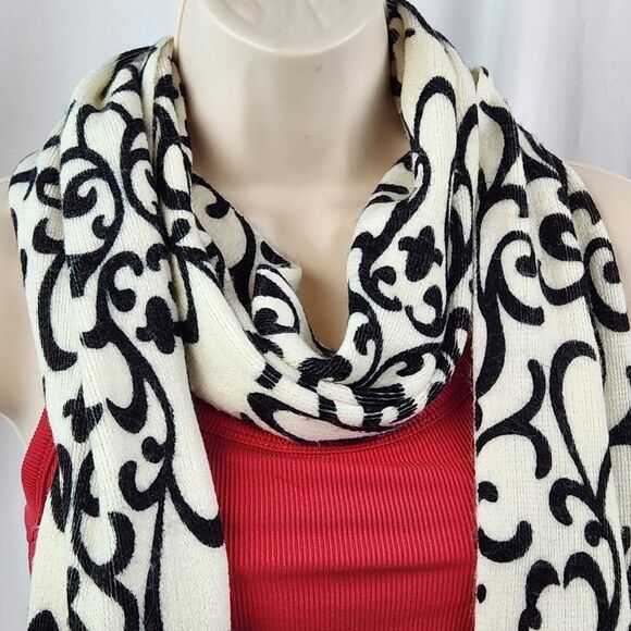 💜Vintage Ivory & Black Scroll Print Pashmina Scarf - Picture 2 of 12